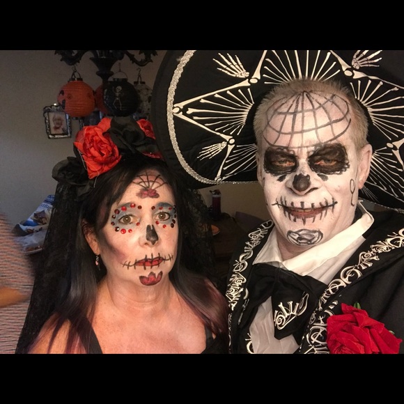 Meet your Posher, Julianne - Picture 2 of 3